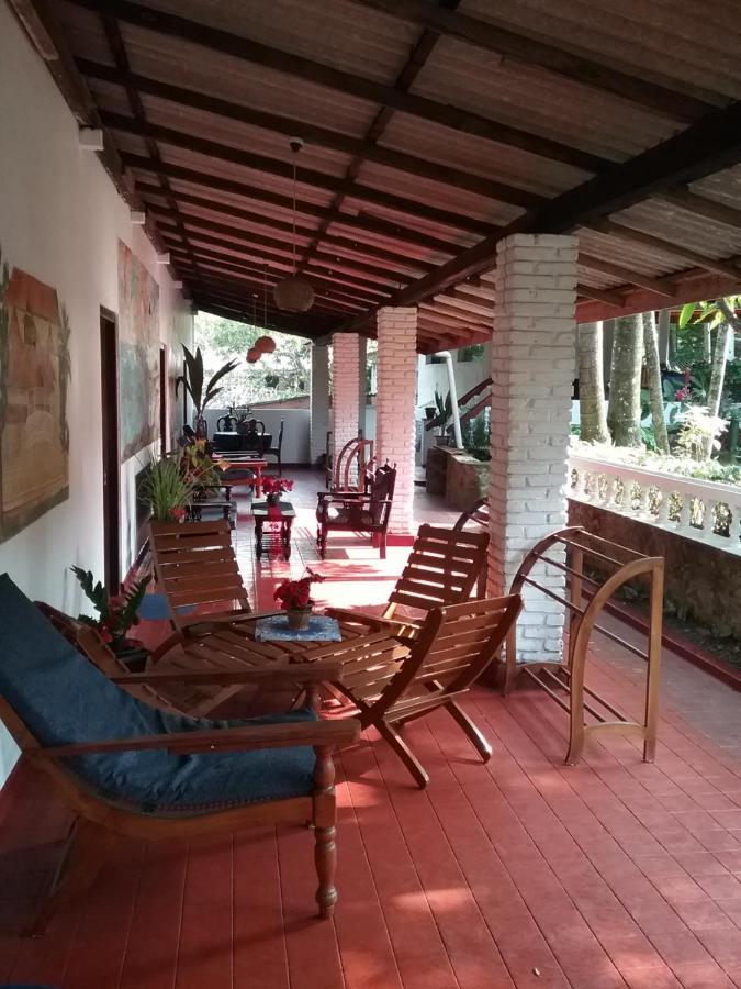 Gasthaus Langeoog Unawatuna Buitenkant foto