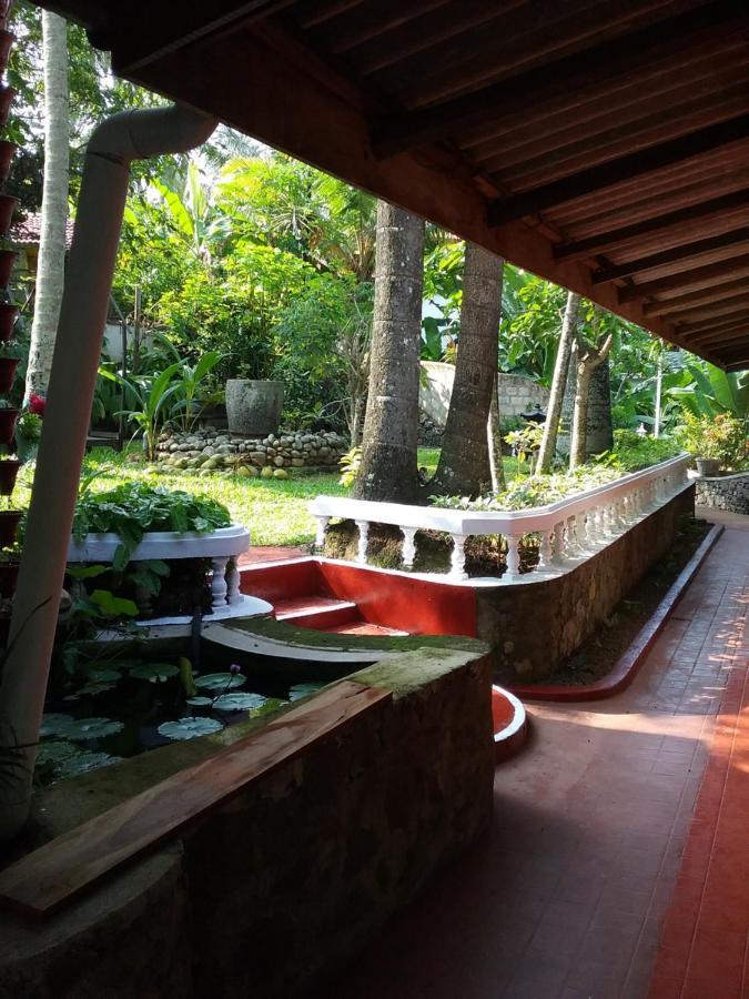 Gasthaus Langeoog Unawatuna Buitenkant foto